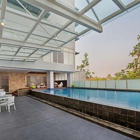 Whiz Prime Hotel Pajajaran Bogor Exterior foto